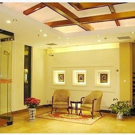 Baolong Homelike Hotel Luojing Branch Shanghai Exterior photo